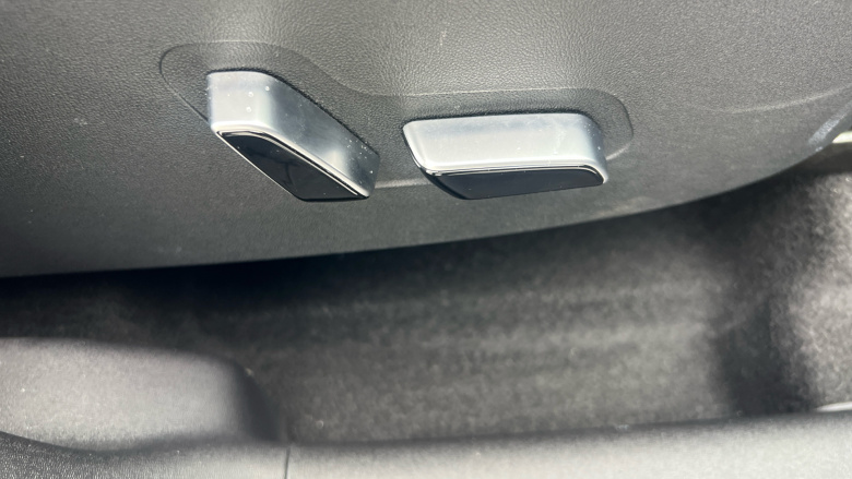 BYD Dolphin Surf 115kW Comfort 43kWh 5dr Auto Electric Hatchback